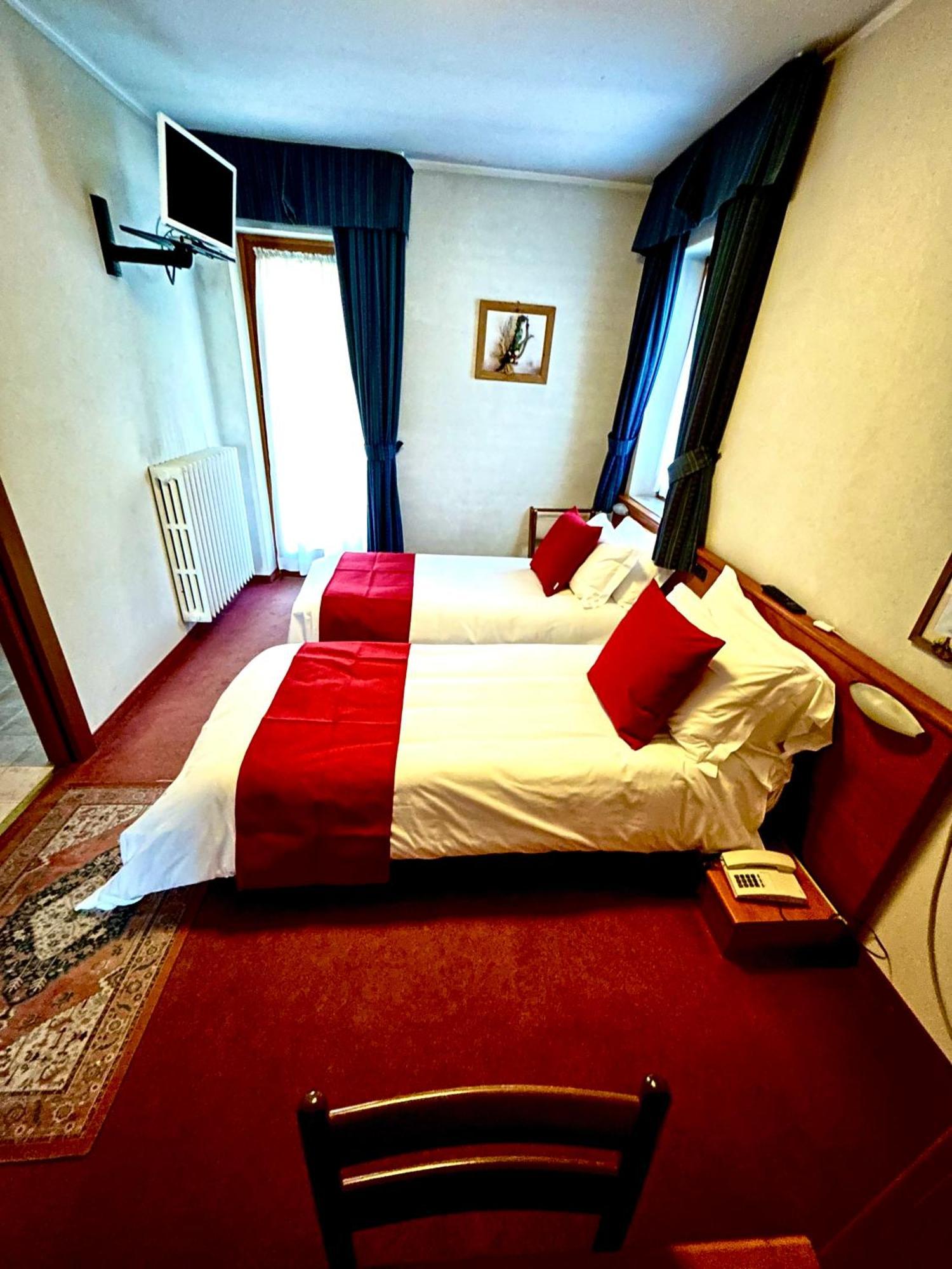Hotel La Nigritella Bardonecchia Exterior photo
